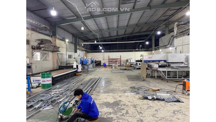 Cần nhượng lại hợp đồng thuê nhà máy 2016m trên lô đất 3500m tại khu công nghiệp Đài Tư, Long Biên, Hà Nội