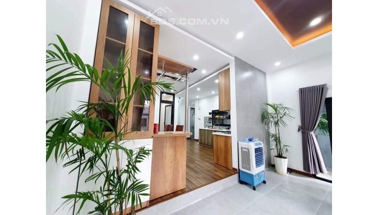 Bán nhà Lê Duẫn Thanh Khê 2 tầng 70m2 chỉ hơn 4 tỷ.