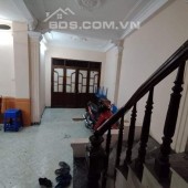 Bán nhà Đường Hoàng Mai 39m, 4 tầng, mt 3.3m, giá 3 tỷ.