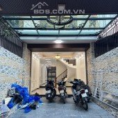 Bán nhà Ngọc Thuỵ, nội thất lung linh chỉ việc ở luôn, giá bất ngờ