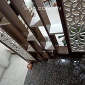 NHÀ ĐẸP PHƯỜNG BỒ ĐỀ, 2 THOÁNG, Ở LUÔN, GẦN MẶT PHỐ PHỐ, HÀNG XÓM PHỐ CỔ HOÀN KIẾM, DT,48M2,GIÁ 6 TỶ.