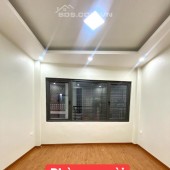 CHỦ CẦN BÁN GIÁ MỚI 3.9 TỶ
NHÀ ĐẸP - TRUNG TÂM LONG BIÊN - DÒNG TIỀN CHO THUÊ 15-20 TRIỆU