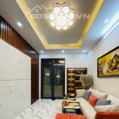 Bán Nhà Trương Định,32m2,4T,3PN, gần phố,hộ khẩu 2 bà trưng, nhà dân xây, nhỉnh 3 tỷ, có thương lượng