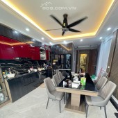NHÀ PHÂN LÔ ĐẲNG CẤP KHU CẦU GIẤY