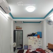 Bán nhà Quận 10 từ 4 đến 5 tỷ 4 tầng BTCT nguyễn tri phương giá chỉ nhỉnnh 5 tỷ