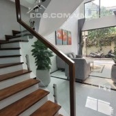 Bán nhà mới đẹp thạch bàn,quận long biên, oto 7 chỗ vào nhà 50mx6 tầng