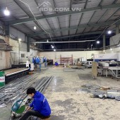 Cần nhượng lại hợp đồng thuê nhà máy 2016m trên lô đất 3500m tại khu công nghiệp Đài Tư, Long Biên, Hà Nội