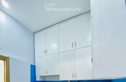 nhà tân phú, hẻm xe hơi tránh,60m2, nội thất xịn xò chỉ 4 tỷ