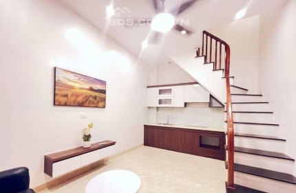 Bán nhà Minh Khai 25m x 4T Mới Đẹp Lô Góc Full Tiện ích giá chỉ 2.7 Tỷ