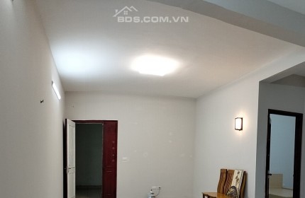 Bán cắt lỗ căn hộ 76m2 2PN tại KĐT Việt Hưng, Căn góc, View sân tenis, Giá 1.5 tỷ!