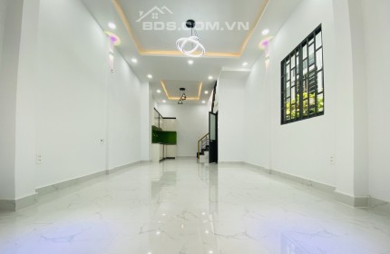 Nhà Bán, Chỉ 3 TỶ5 - 37m2 - 2 Tầng, Dương Thiệu Tước,Tân Phú.