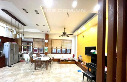 Chính chủ Bán gấp-Lô góc GARA OTO-Hoàng Quốc Việt-53m2 x 5tầng-12,5tỷ