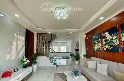 NHÀ ĐẸP LONG LANH,SÀI ĐỒNG,52M,5 TẦNG,NHỈNH 4 TỶ