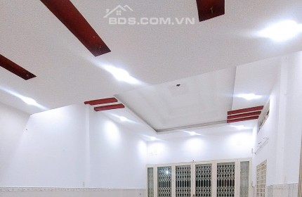 Bán Nhà HXH Dương Bá Trạc, Quận 8, 90m2, 2 Tầng, Chỉ 5.3 Tỷ TL