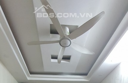 Bán nhà riêng Yên Xá, chủ tự xây, mới nguyên, 35m x 5 tầng, ngõ rộng, giá chỉ 3.3 tỷ.