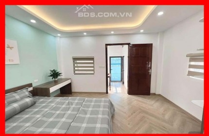 Nhà 4 tầng trung tâm Quận Đống Đa, tiện ích đầy đủ, sổ đỏ chính chủ, giá hợp lý