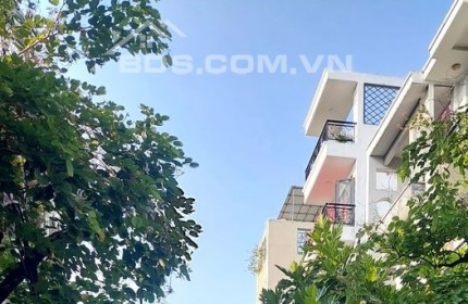 Bán nhà 90m2 -4 tầng- Mặt tiền kinh doanh đa ngành nghề-Đường Bông Sao góc Bùi Minh Trực. Q8-Chỉ : 10.4 tỷ - Thương lượng chính chủ