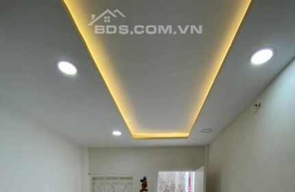 Bán nhà đường Trường Sa quận Bình Thạnh diện tích 46m2 giá thương lượng