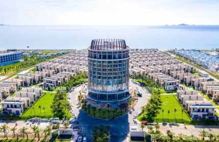 Chỉ 7,7 tỷ đã sỏ hữu ngay BT biển bãi dài Cam Ranh 240m2.Wyndham vận hành cho thuê.Cam kết thuê lại 5 năm đầu