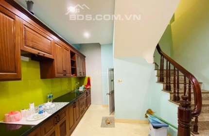 BÁN NHÀ MINH KHAI Ở LUÔN, 30M RA Ô TÔ TRÁNH 35M2 GIÁ NHỈNH 3 TỶ