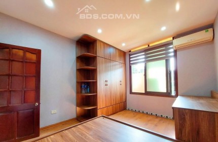 CHỦ CẦN BÁN GẤP NHÀ CẢM HỘI Ở LUÔN,5M RA ĐƯỜNG Ô TÔ TRÁNH NGÕ THÔNG 40M2 GIÁ NHỈNH 5 TỶ