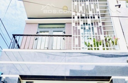 Bán gấp nhà đẹp HXH,Trường Chinh Tân Bình,48m2 hơn 5 tỷ