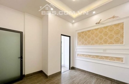 Bán nhà Tỉnh 10 DT 90 m2  nhà cấp 4 chỉ  từ 3 tỷ