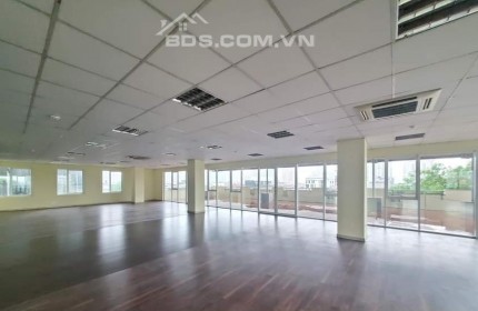 Cho thuê văn phòng, mặt bằng kinh doanh đường Láng, 135m2, 38 TRIỆU