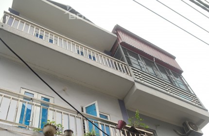 Bán nhà Kim Chung Hoài Đức 30,7m2 giá 2,6 tỷ ,Ô TÔ đậu cửa, 3 THOÁNG.LH:0971035098