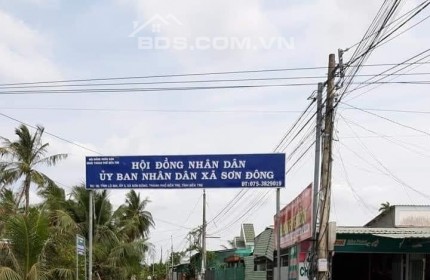 NỀN THỔ CƯ SƠN ĐÔNG ĐƯỜNG Ô TÔ LIỀN KỀ ỦY BAN TRƯỜNG HỌC