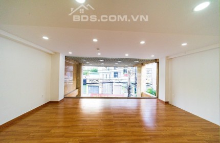 Nhà MT 541 Ba Tháng Hai, 2 tầng, 200m2, có vỉa hè