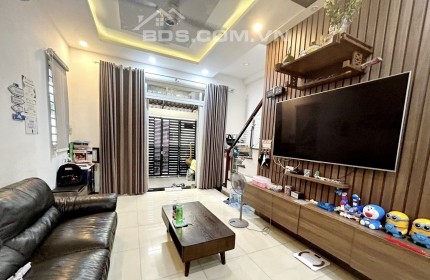 Bán Nhà đường Trần Quang Cơ Q.Tân Phú 102M2