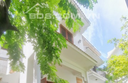 Bán Biệt thự víp Quang Trung Hải Châu 2 tầng 120m2 chỉ hơn 5 tỷ.