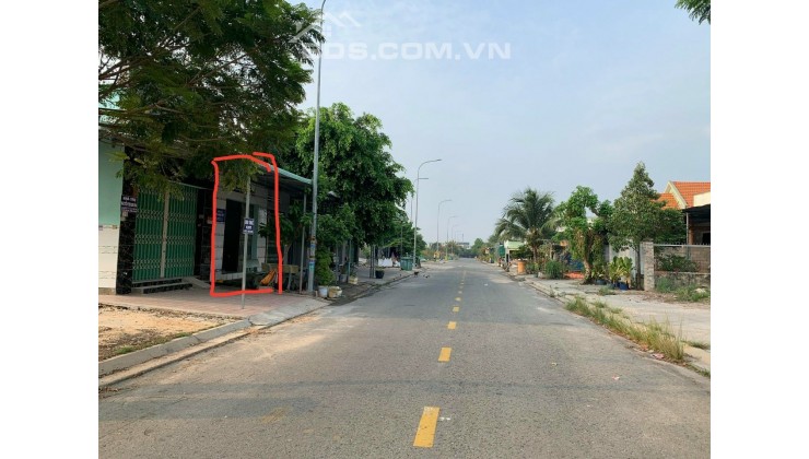 Bán nhà 1 trệt 1 lửng và 5 phòng trọ đang cho thuê 6 triệu trong KDC Vĩnh Tân, TP mới Bình Dương giá 2 tỷ 660