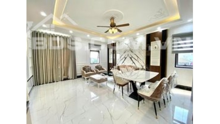 Nhà mới cực đẹp P.Thạch Bàn, 55M,4 Tầng, gara ô tô,lô góc,nhỉnh 4 tỷ