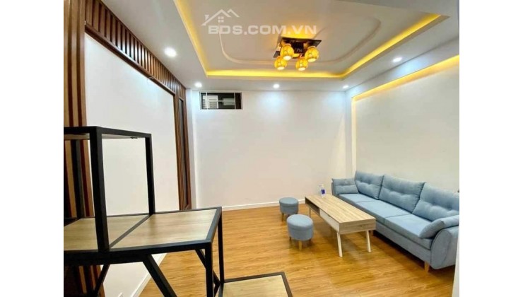 Nhà ngõ 1 Bùi Xương Trạch 36m2, 4T ô tô đỗ cổng, lô góc 2 thoáng nhỉnh 4 tỷ