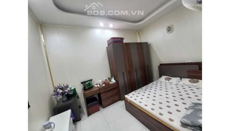 Chính chủ bán nhà phố Nguyễn Công Hoan, 46m2, 6 tầng, hàng xóm VTV, KD sầm uất