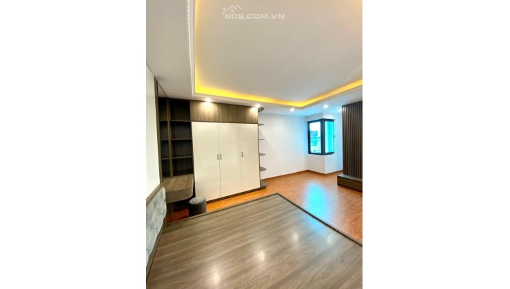 20 Căn Hộ Dòng Tiền 1.8 Tỷ 1 Năm Phố Thịnh Hào Trung Tâm Đống Đa. Chủ Thiện Chí Bán