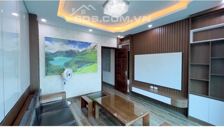 BÁN NHÀ TÂY SƠN LÔ GÓC - 6 TẦNG THANG MÁY - GARA OTO - 106 M2 - 15 TỶ