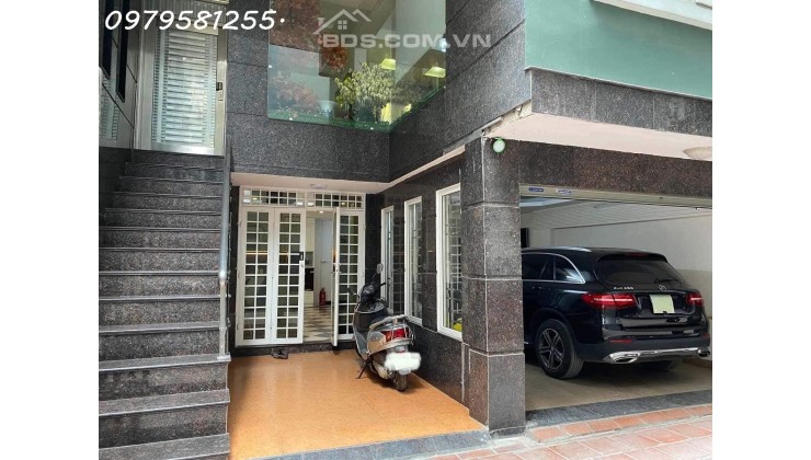 Bán nhà Đẹp Tôn Đức Thắng, 124m2, Phân Lô, GARA Ô TÔ, phù hợp để ở và kinh doanh