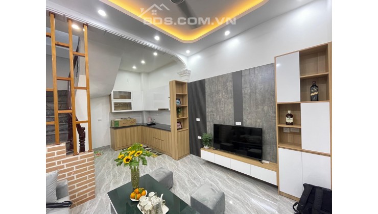 full nội thất đẹp ,ngõ 420 Khương đình Thanh xuân,4,5 tầng giá nhỉnh 3 tỷ