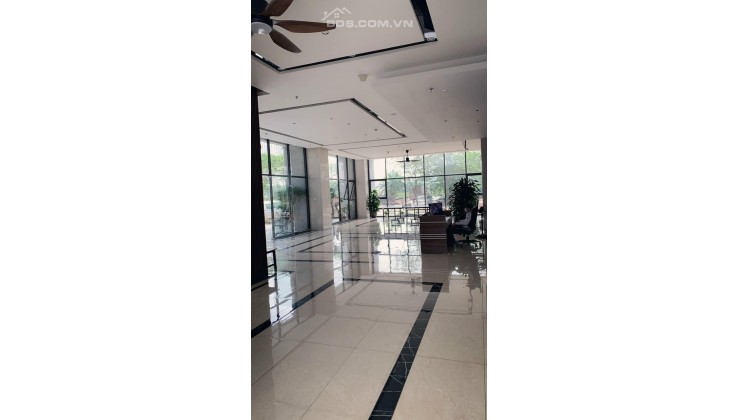 Cho Thuê Sàn Thương Mại Mặt Đường Lê Trọng Tấn 6000m, Giá Rẻ Nhất Thị Trường 220.000 tháng.
