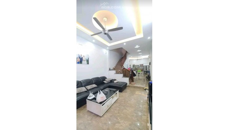 BÁN NHÀ XUÂN ĐỈNH,NHÀ ĐẸP- NGÕ THÔNG - NỘI THẤT CAO CẤP - xe con khoảng cách ngắn