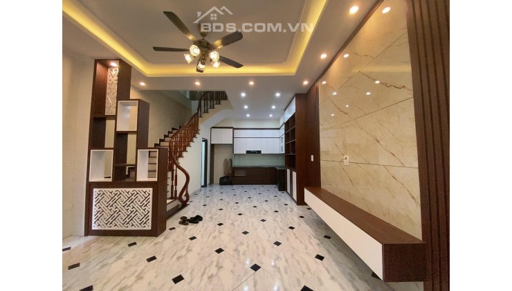 Bán nhà Bà Triệu, Hà Trì Hà Đông 38m2 5 tầng ngõ thông kinh doanh 3,75 tỷ