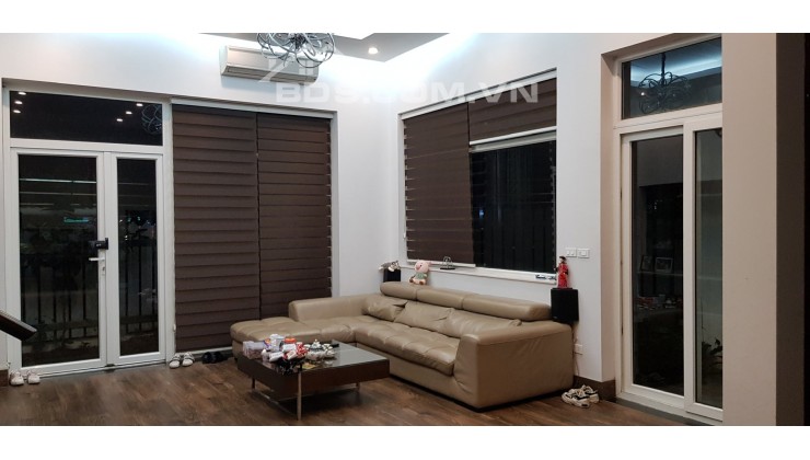 Bán biệt thự - lô góc - Hàm Nghi - Nam Từ Liêm - 142m2 - hơn 30 tỷ, LH: 0963 060881