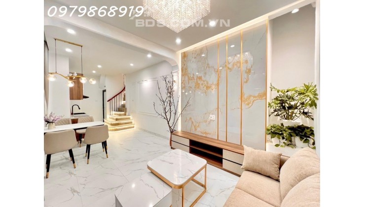 Siêu phẩm! Nhà VIP Nguyễn Sơn, Long Biên. 35m x 6T, MT: 4,7M. Nhỉnh 5 tỷ. Mới tinh.