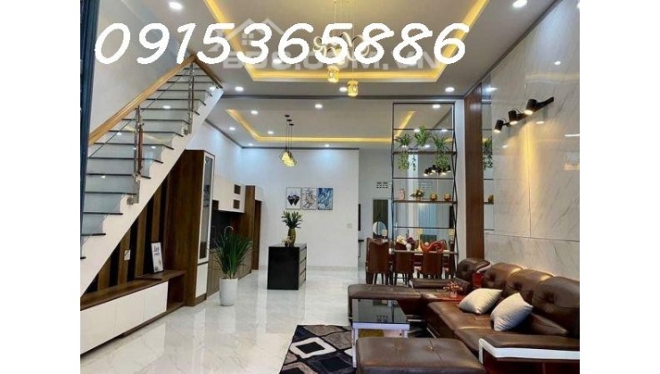 Cần bán gấp căn nhà ngõ 461 ngách 47 phố Minh Khai DT sổ hồng 40m² x 3 tầng cũ giá 3,3 tỷ.