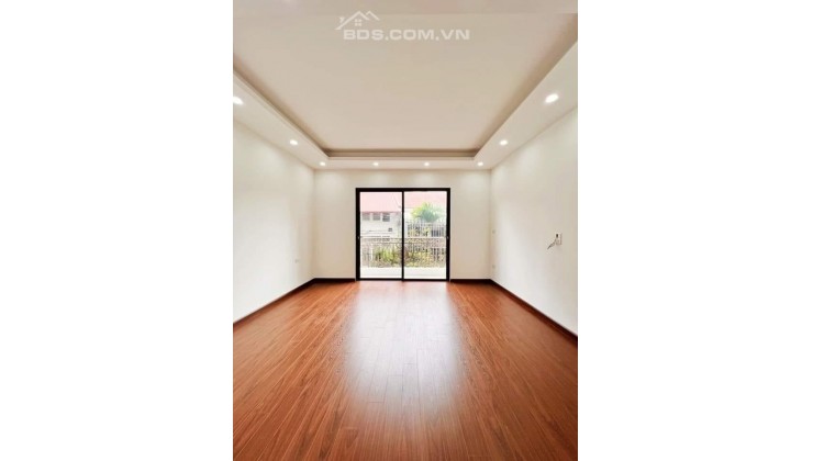 Lê Thanh Nghị, lô góc, oto, khu vực hiếm bán, 40m2, giá chỉ 4 tỉ 3