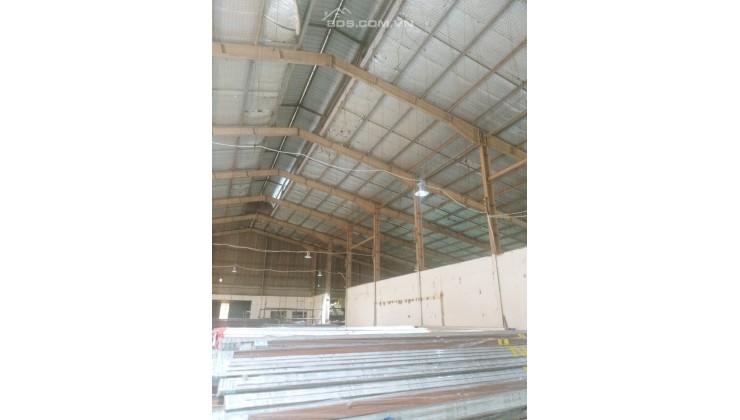 Cho thuê kho xưởng dt 5000m2 đường Hà Huy Tập, Yên Viên, Gia Lâm, HN.