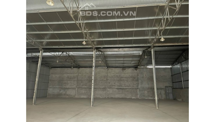 Cho thuê kho xưởng 300-360m2 khu vực Đường Phạm Văn Đồng Bắc Từ Liêm